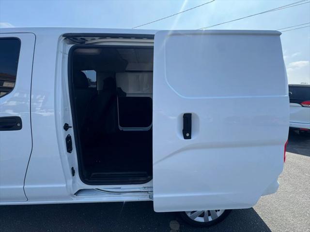 2015 Nissan NV200 SV