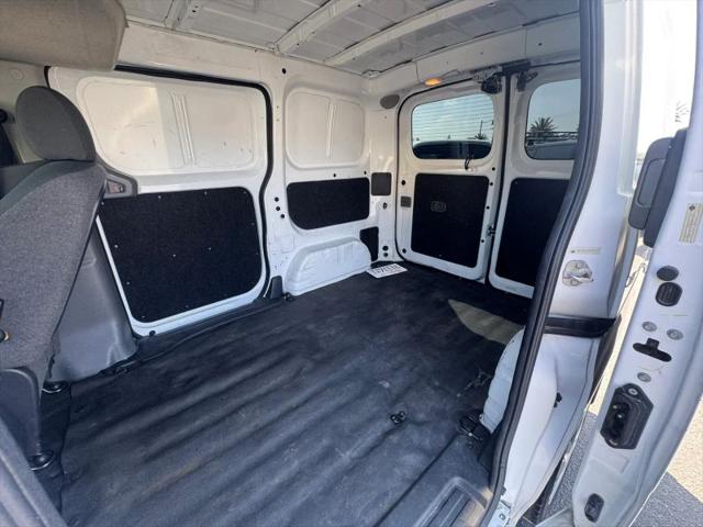 2015 Nissan NV200 SV