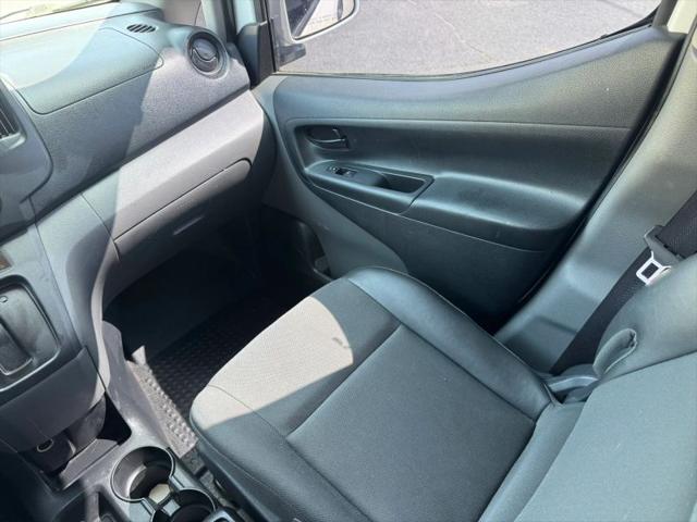 2015 Nissan NV200 SV