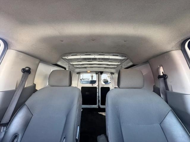 2015 Nissan NV200 SV