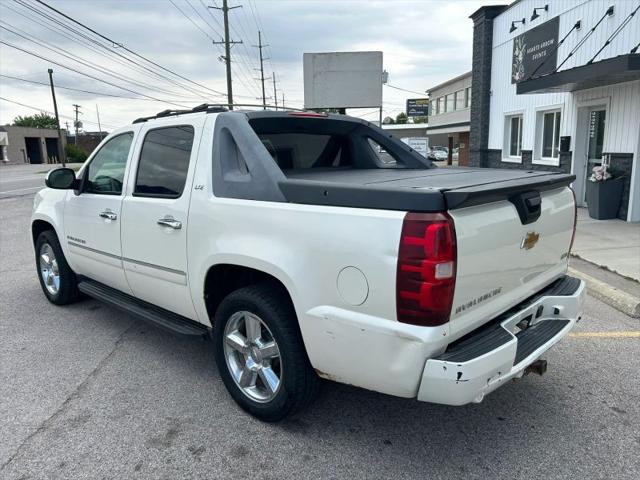 2011 Chevrolet Avalanche LTZ
