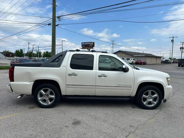 2011 Chevrolet Avalanche LTZ