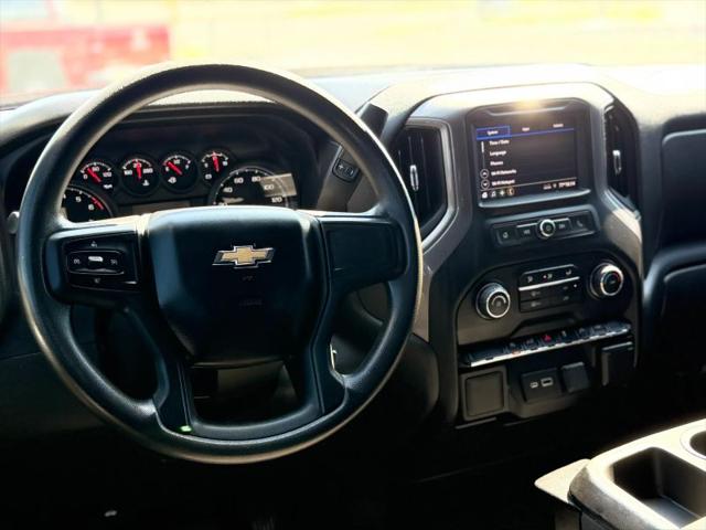 2022 Chevrolet Silverado 1500 2WD Crew Cab Short Bed Custom