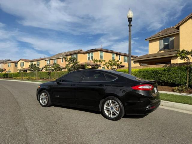 2016 Ford Fusion Hybrid SE
