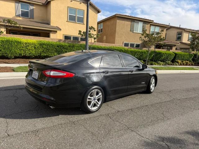 2016 Ford Fusion Hybrid SE