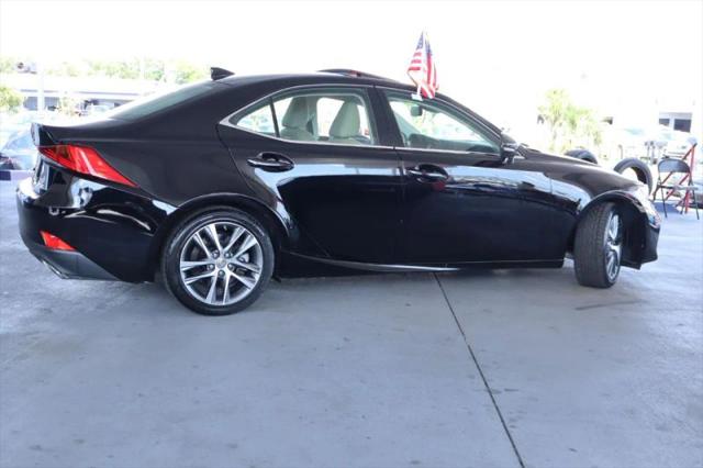 2020 Lexus IS 300 300