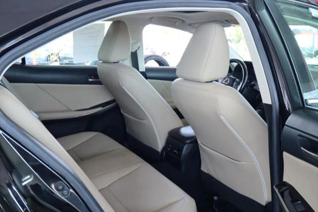 2020 Lexus IS 300 300