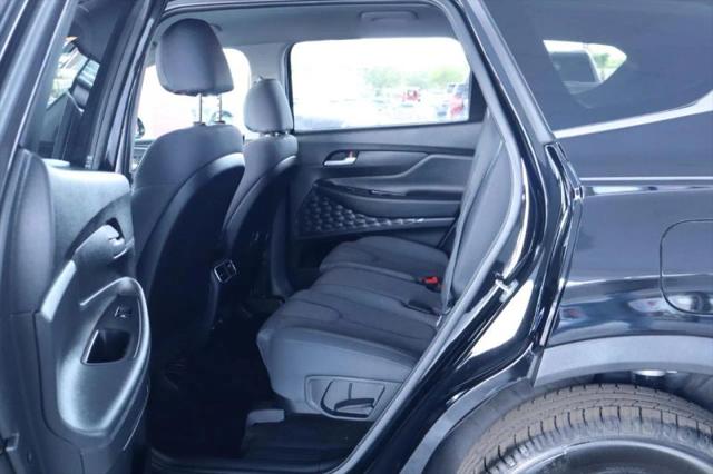 2021 Hyundai Santa Fe SE