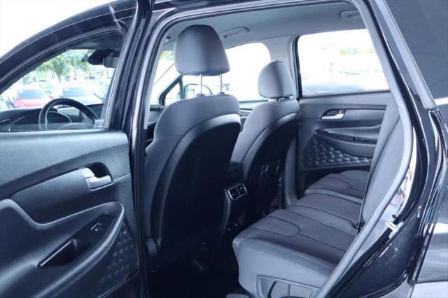 2021 Hyundai Santa Fe SE