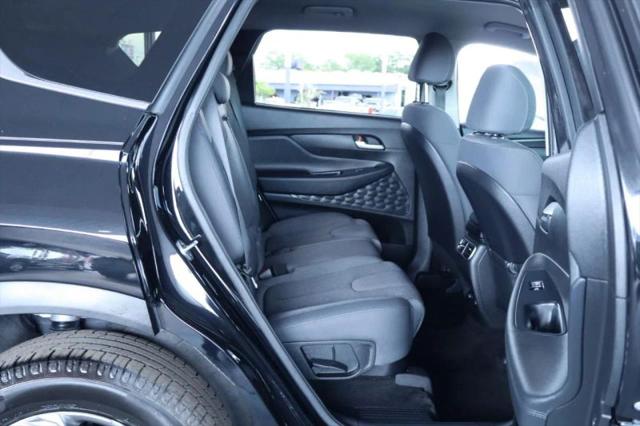 2021 Hyundai Santa Fe SE