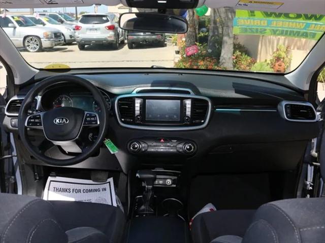 2020 Kia Sorento 3.3L LX