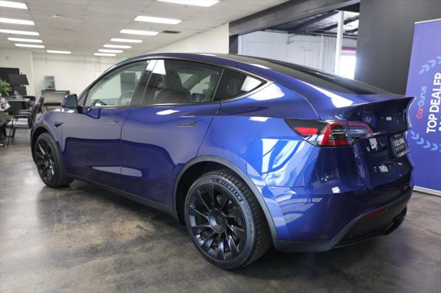 2023 Tesla Model Y Long Range Dual Motor All-Wheel Drive