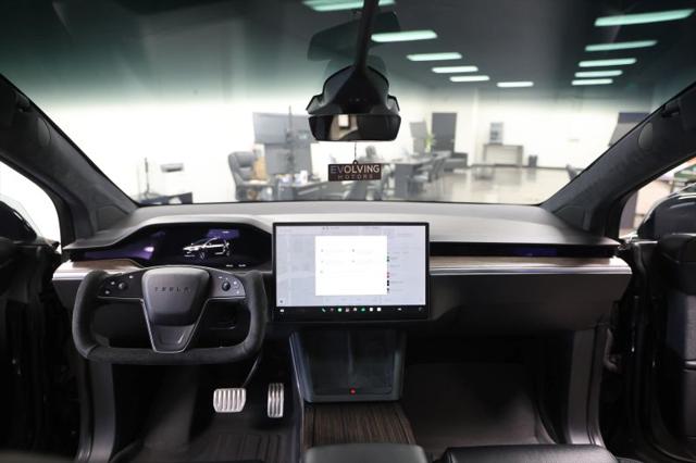 2022 Tesla Model X Dual Motor All-Wheel Drive