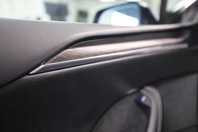 2022 Tesla Model X Dual Motor All-Wheel Drive