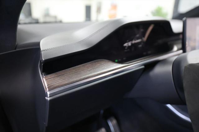 2022 Tesla Model X Dual Motor All-Wheel Drive