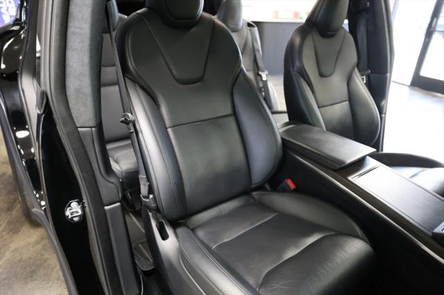 2022 Tesla Model X Dual Motor All-Wheel Drive