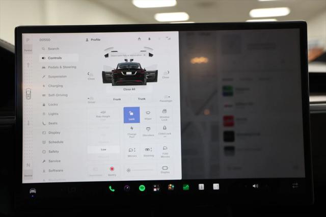 2022 Tesla Model X Dual Motor All-Wheel Drive