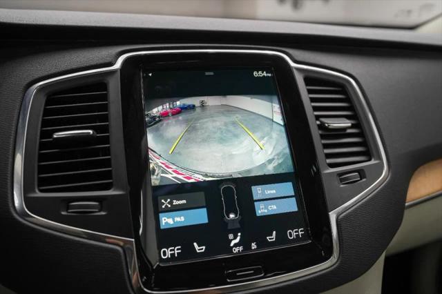 2021 Volvo XC90 Recharge T8 Inscription Expression 7 Passenger