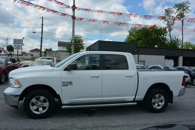 2019 Ram 1500 Classic SLT Crew Cab 4x4 5'7" Box