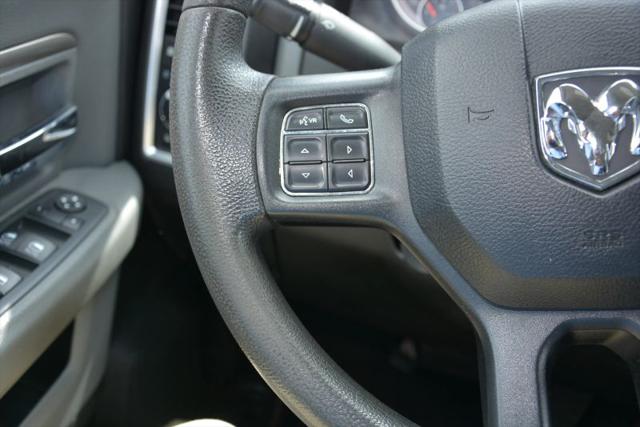 2019 Ram 1500 Classic SLT Crew Cab 4x4 5'7" Box