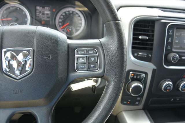 2019 Ram 1500 Classic SLT Crew Cab 4x4 5'7" Box