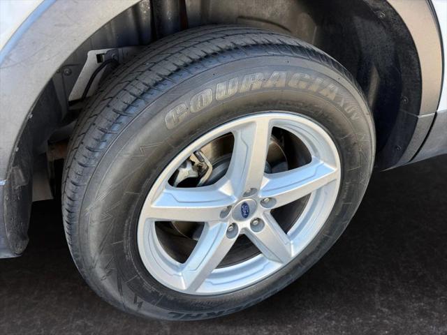 2019 Ford Explorer Base