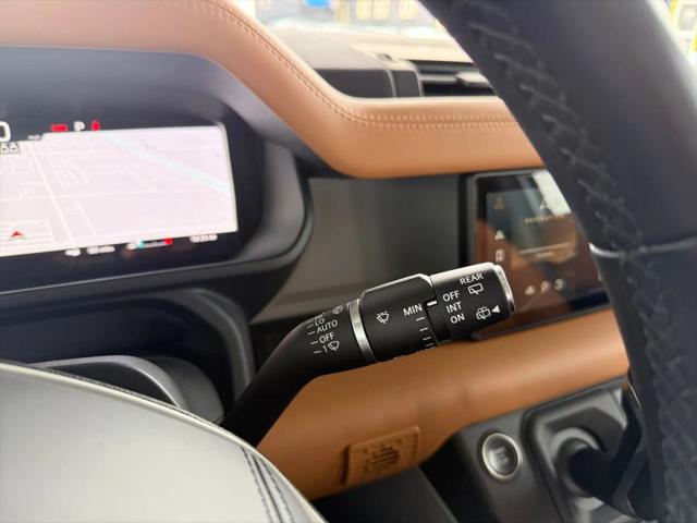 2024 Land Rover Defender 90 P300 S