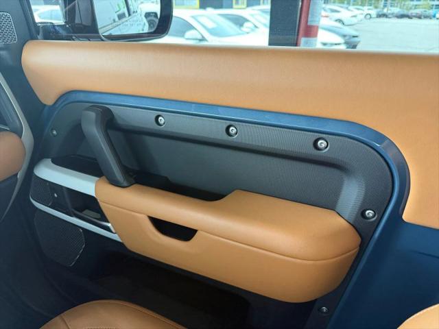2024 Land Rover Defender 90 P300 S
