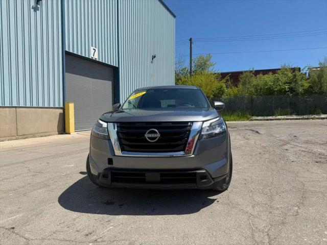 2022 Nissan Pathfinder S 4WD