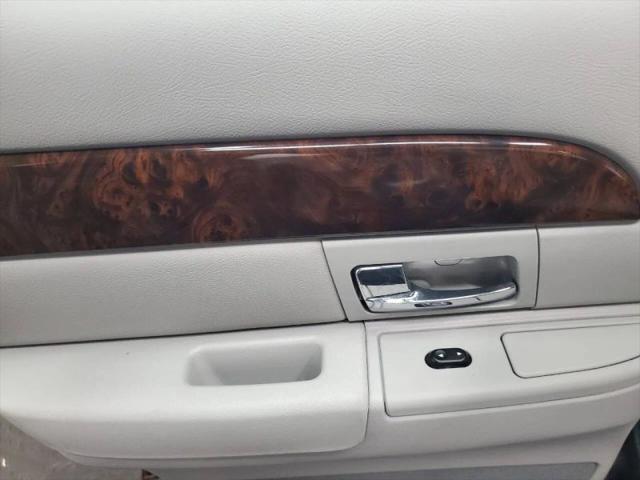 2005 Mercury Grand Marquis LS