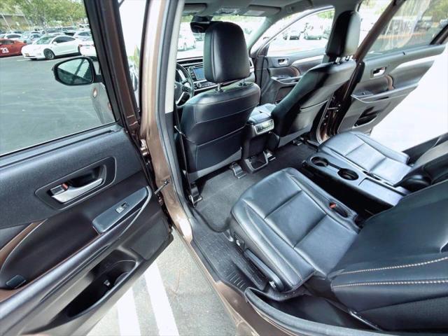 2017 Toyota Highlander XLE