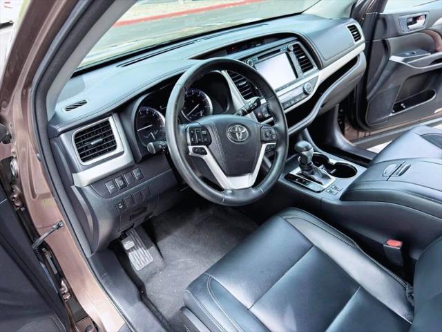 2017 Toyota Highlander XLE
