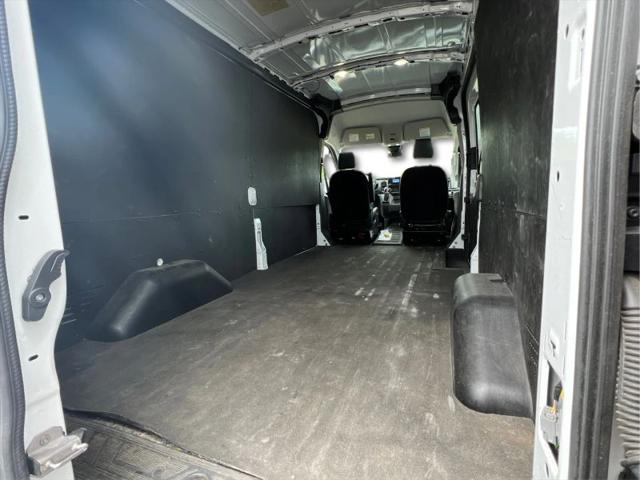 2024 Ford Transit Cargo Van Medium Roof w/LWB