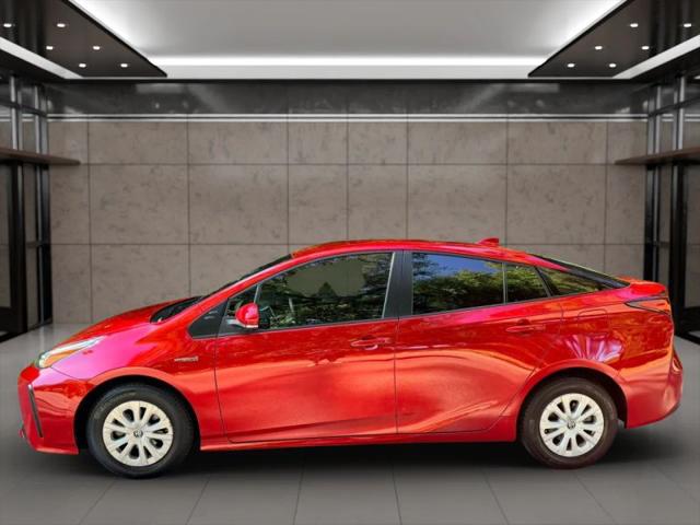 2020 Toyota Prius L Eco