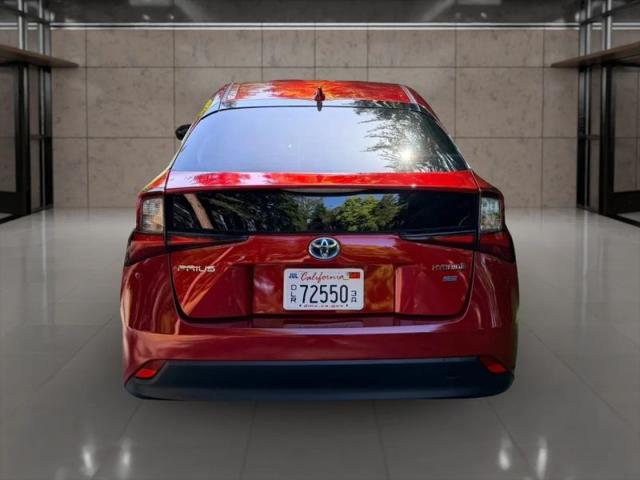 2020 Toyota Prius L Eco