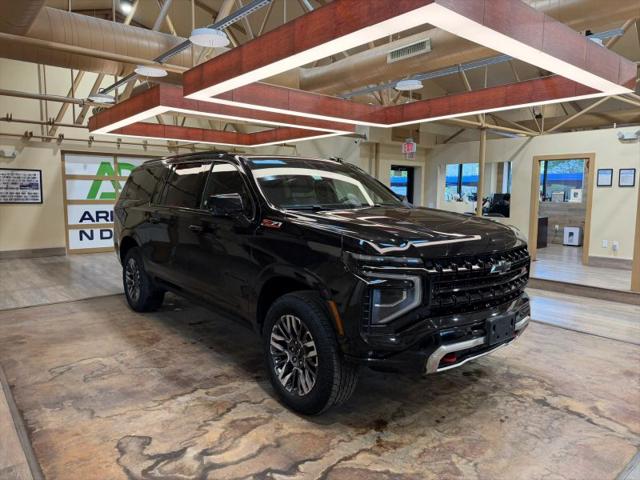 2025 Chevrolet Suburban 4WD Z71