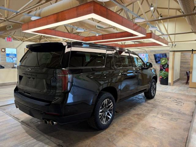 2025 Chevrolet Suburban 4WD Z71