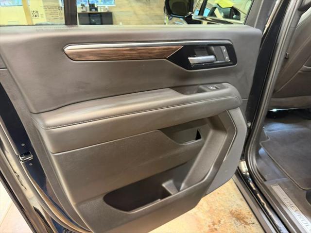 2025 Chevrolet Suburban 4WD Z71