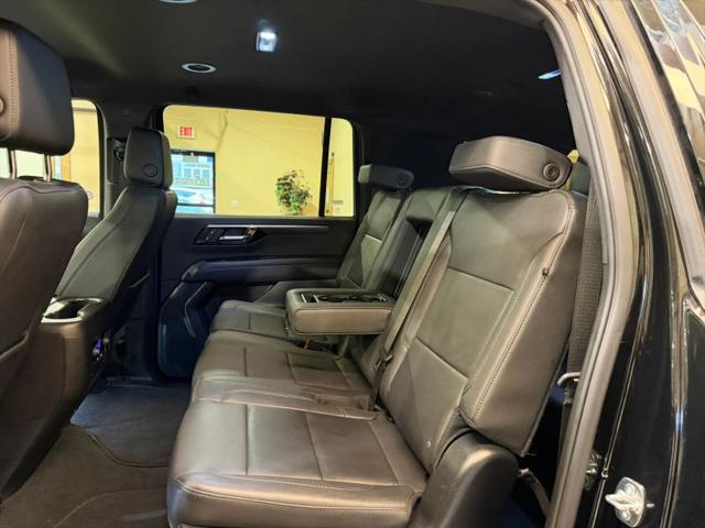 2025 Chevrolet Suburban 4WD Z71