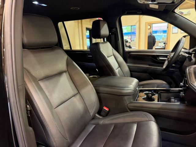 2025 Chevrolet Suburban 4WD Z71