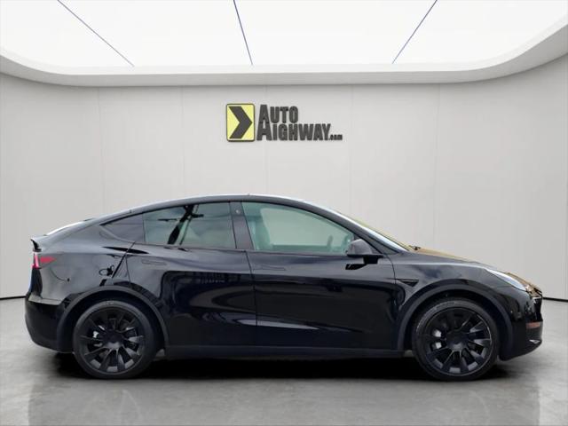 2022 Tesla Model Y Long Range Dual Motor All-Wheel Drive