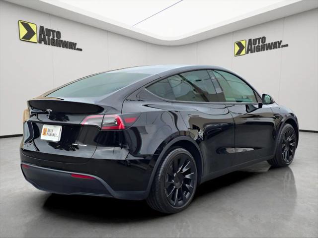 2022 Tesla Model Y Long Range Dual Motor All-Wheel Drive