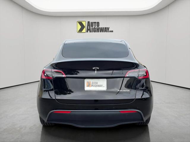 2022 Tesla Model Y Long Range Dual Motor All-Wheel Drive