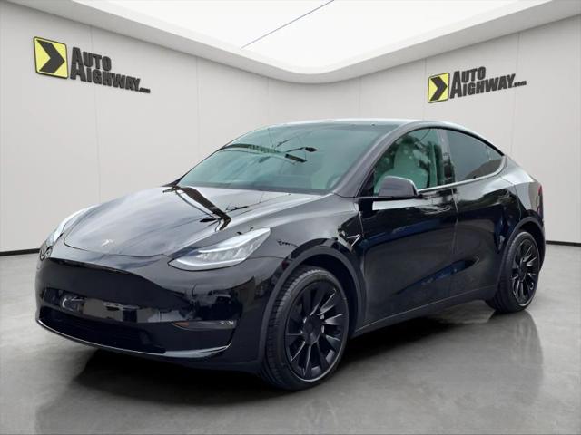 2022 Tesla Model Y Long Range Dual Motor All-Wheel Drive