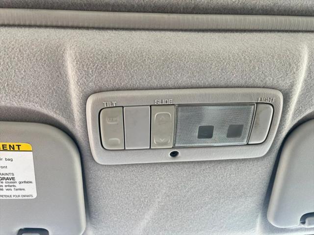 2004 Toyota Corolla S
