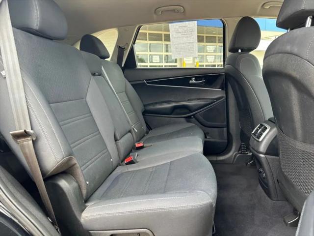 2019 Kia Sorento 3.3L LX