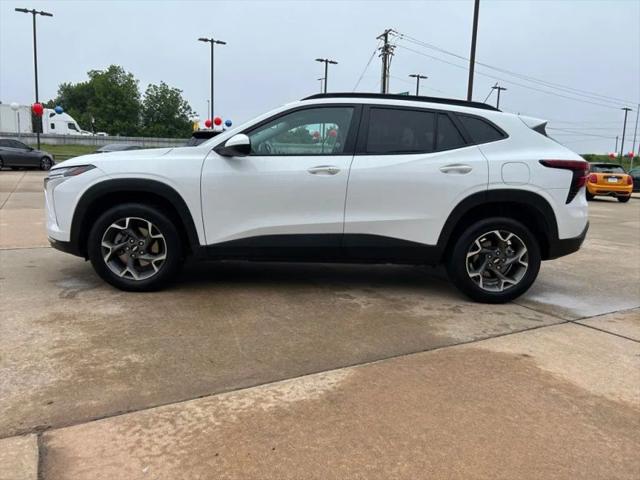2025 Chevrolet Trax FWD LT