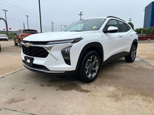 2025 Chevrolet Trax FWD LT