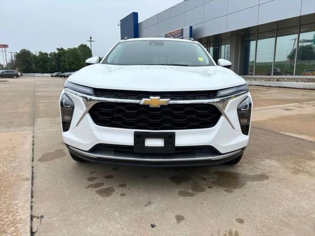 2025 Chevrolet Trax FWD LT