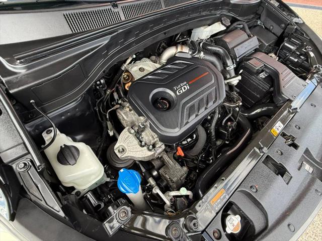 2017 Hyundai Santa Fe Sport 2.0T Ultimate